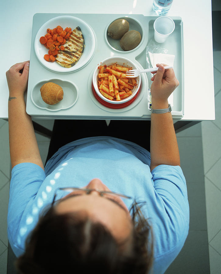 Meal At A Weight Loss Clinic Photograph by Mauro Fermariello/science Photo Library