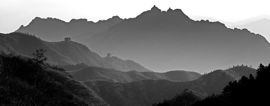 Watch Still Life Photograph - Meandering Great Wall of China by Brendan Reals
