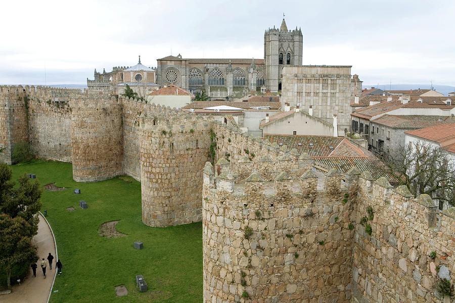 Medieval City Walls Photograph by Peter Menzel/science Photo Library