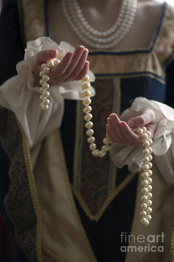 Necklace Photograph - Medieval Or Tudor Woman Holding A Pearl Necklace by Lee Avison