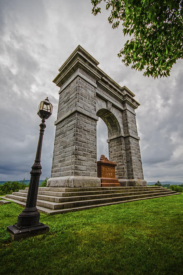 New Hampshire Photograph - Memorial Arch of Tilton by Robert Clifford