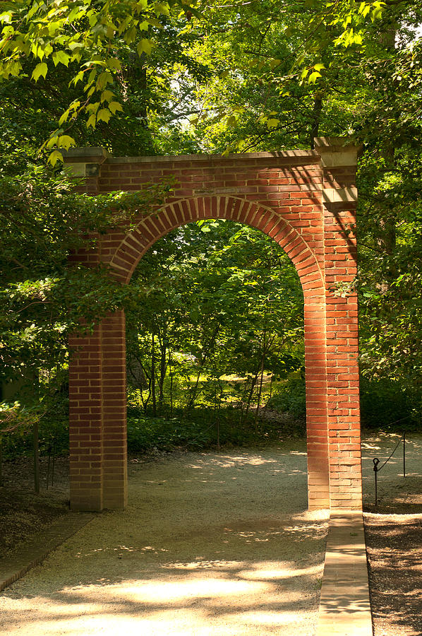 Mount Vernon Memorial Arch Photograph by Paul Mangold