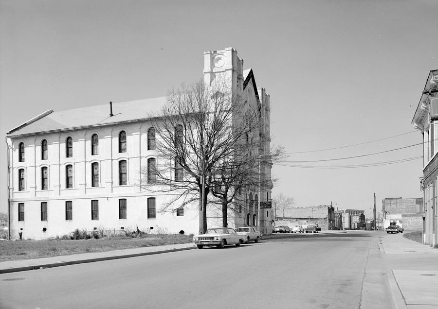 Memphis Baptist Church Photograph by Granger