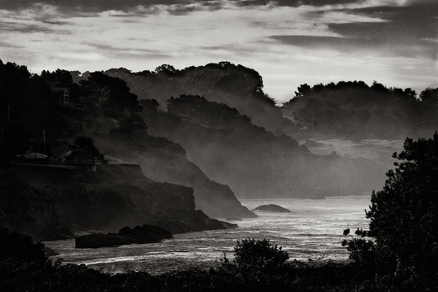 Mendocino Coastline Photograph by Robert Woodward