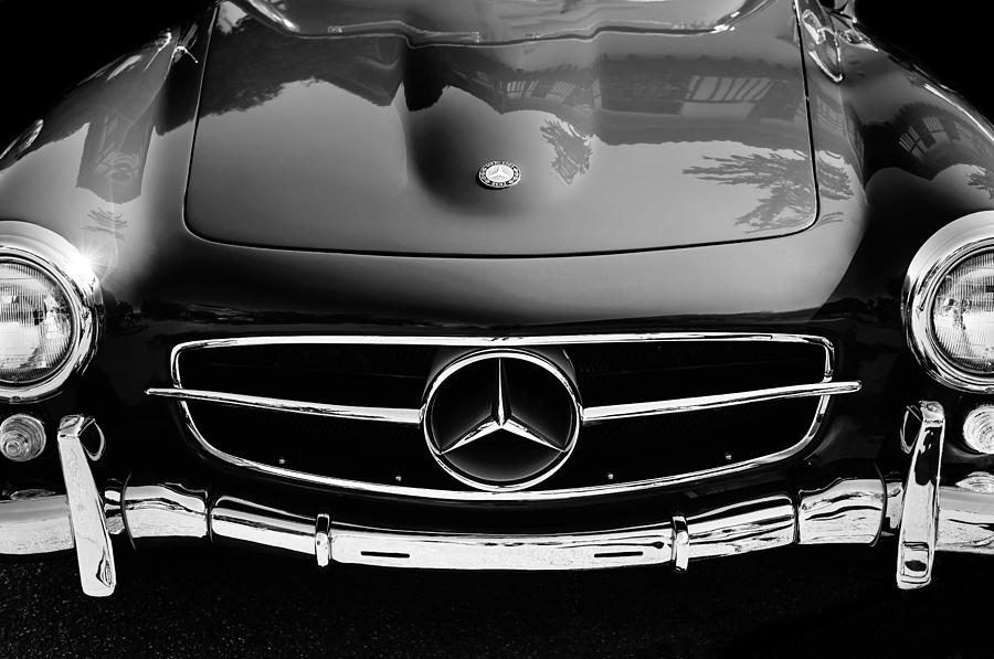 Mercedes-Benz 190SL Grille Emblem Photograph by Jill Reger