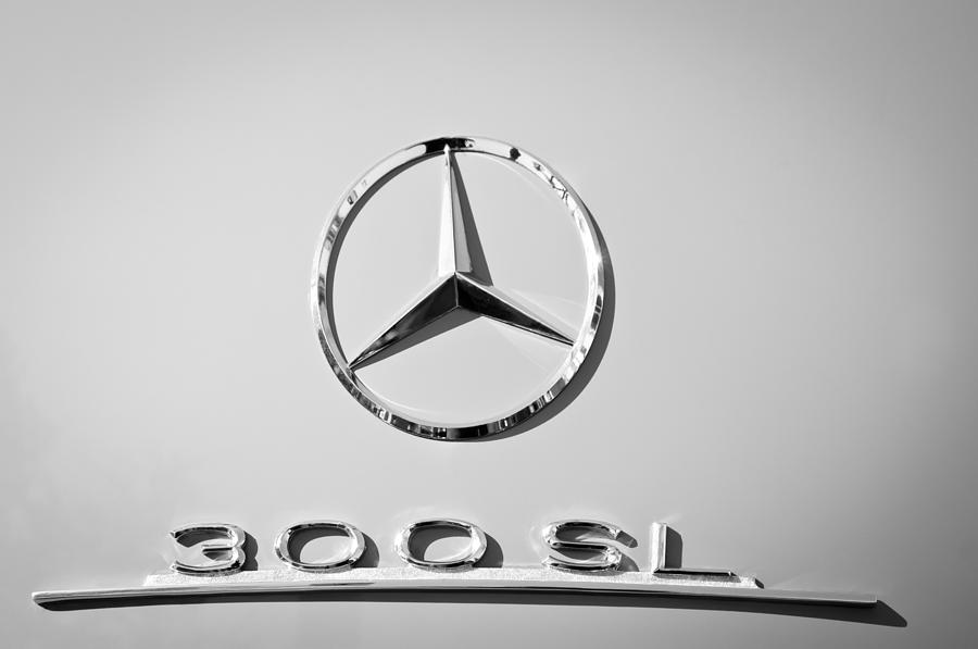 Mercedes-Benz 300 SL Emblem -0190bw Photograph by Jill Reger
