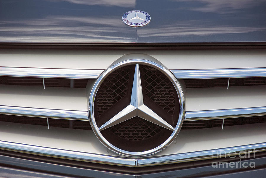 Mercedes Benz Front Automobile Grill And Emblem Photograph By David
