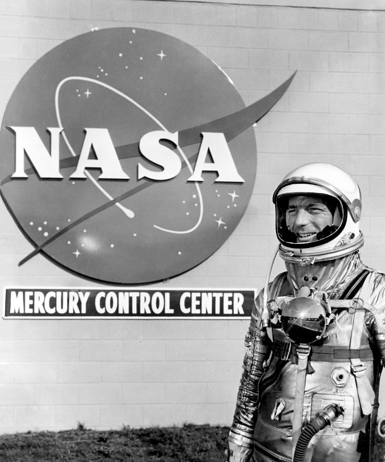 Mercury Control Center, Astronaut Scott Photograph by Science Source
