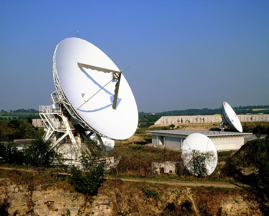 Mercury Satellite Communications Ground Station Photograph by Martin Bond/science Photo Library