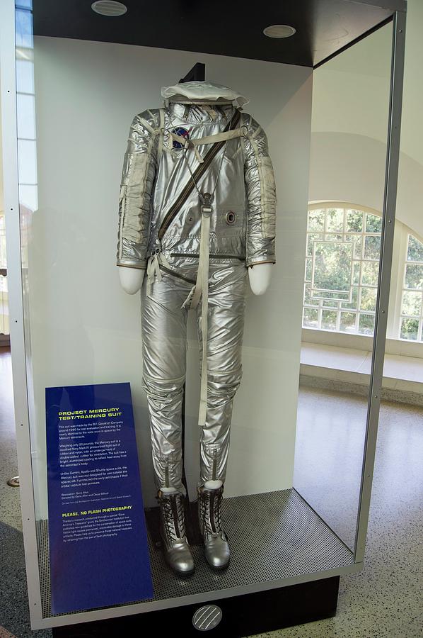 Mercury Training Spacesuit Photograph by Mark Williamson/science Photo Library