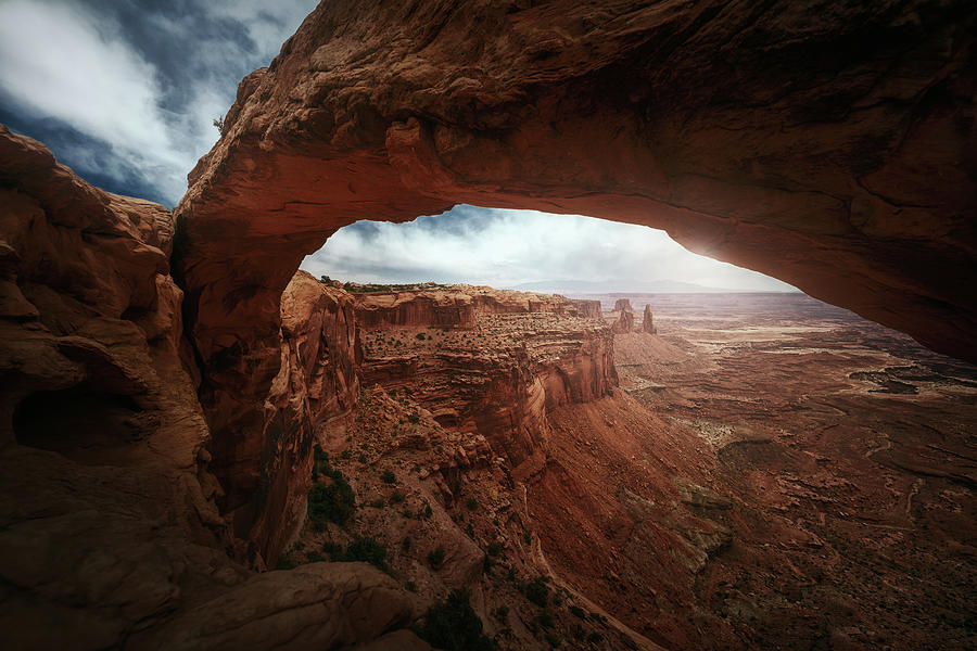 Landscape Photograph - Mesa Arch by Juan Pablo De