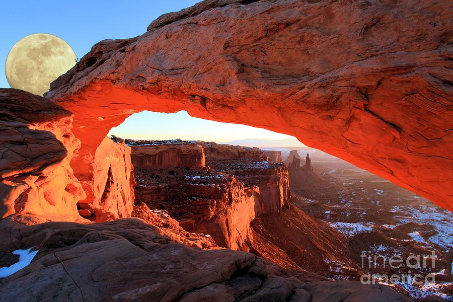 Mesa Arch Moon Photograph by Adam Jewell