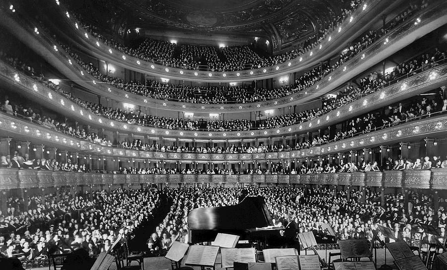 Metropolitan Opera House 1937 Photograph by Mountain Dreams
