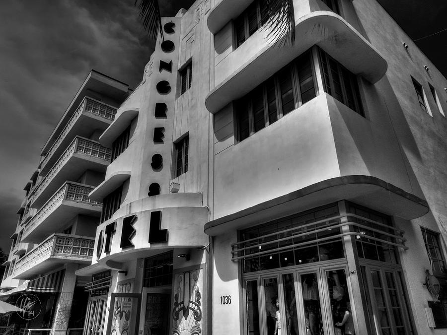 Miami - Deco District 010 Photograph by Lance Vaughn