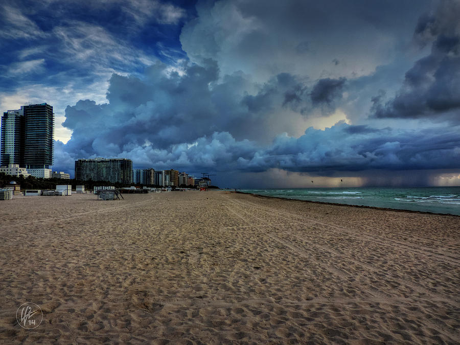 Miami - South Beach 002 Photograph by Lance Vaughn