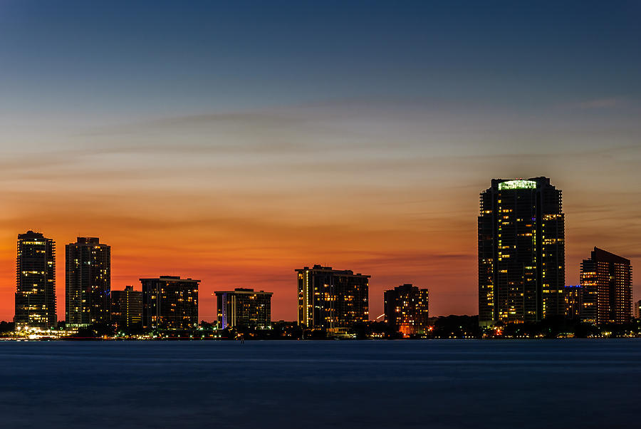 Miami Sunset Photograph by David McAlpine - Pixels