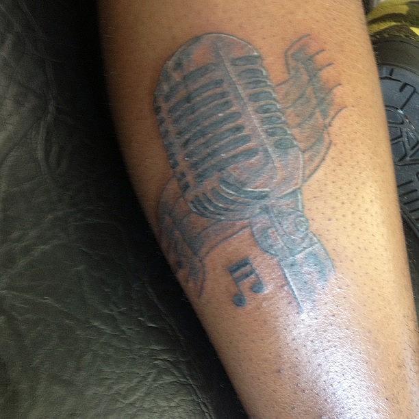 Microphone Tattoo | Joel Gordon Photography