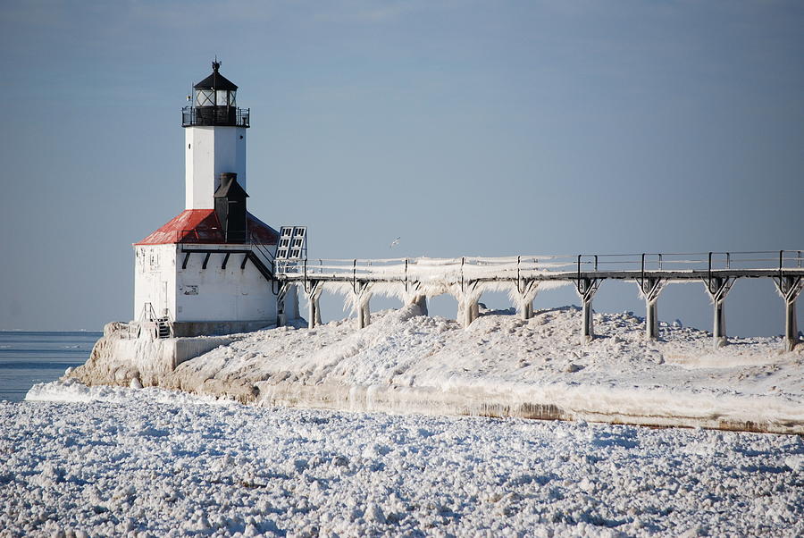 Michigan City Lighthouse Photograph by Jim Rettker - Fine Art America