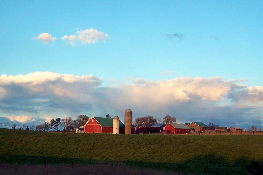 Michigan Farm Photograph by Kathleen Luther