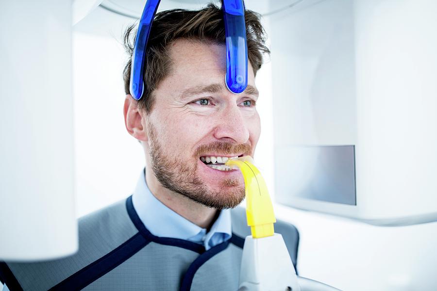 Mid Adult Man Having Dental X-ray Photograph by Science Photo Library