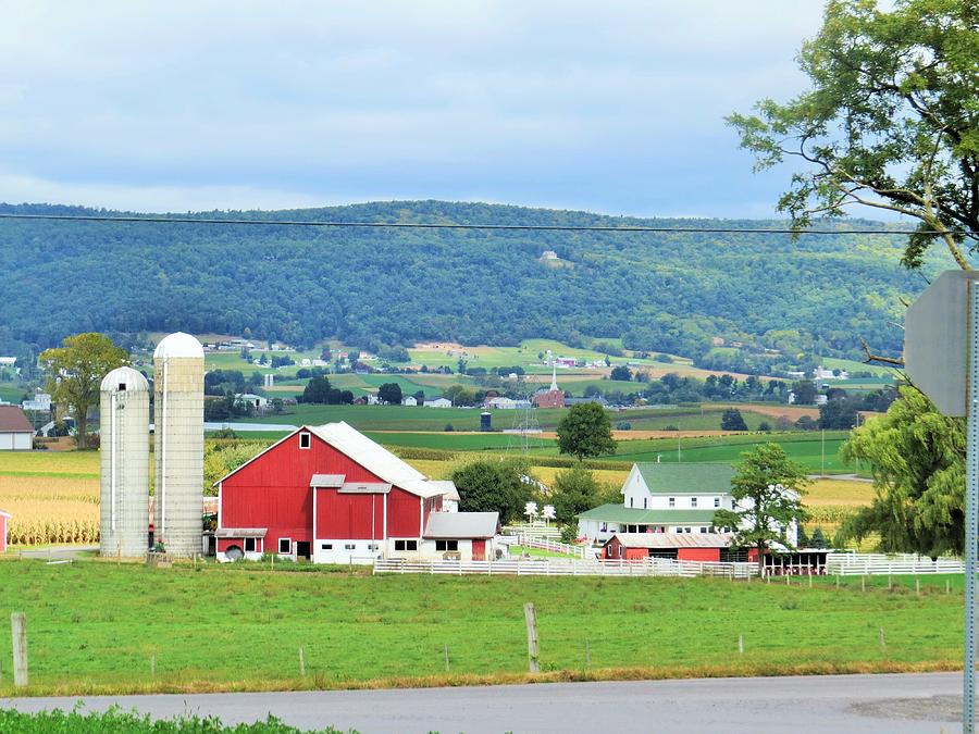 Mifflin County PA Farm Photograph by Jeanette Oberholtzer