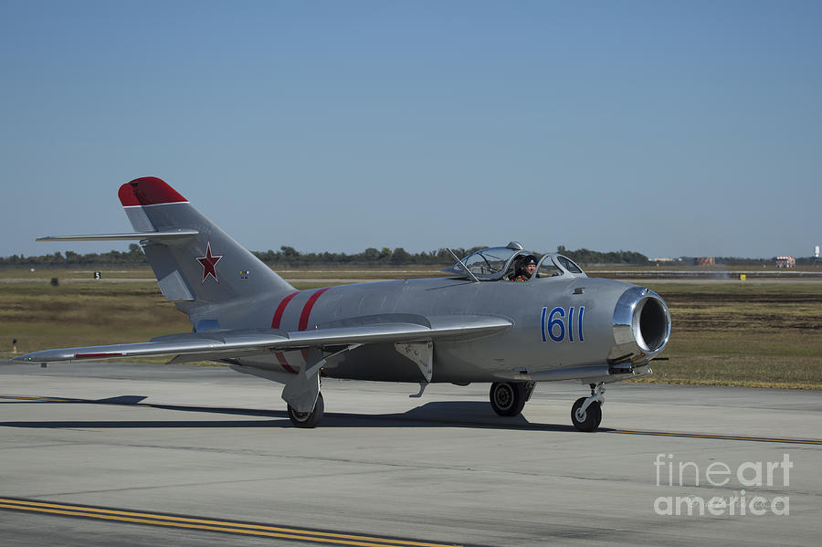 Mig-17f 01 Photograph by D Wallace