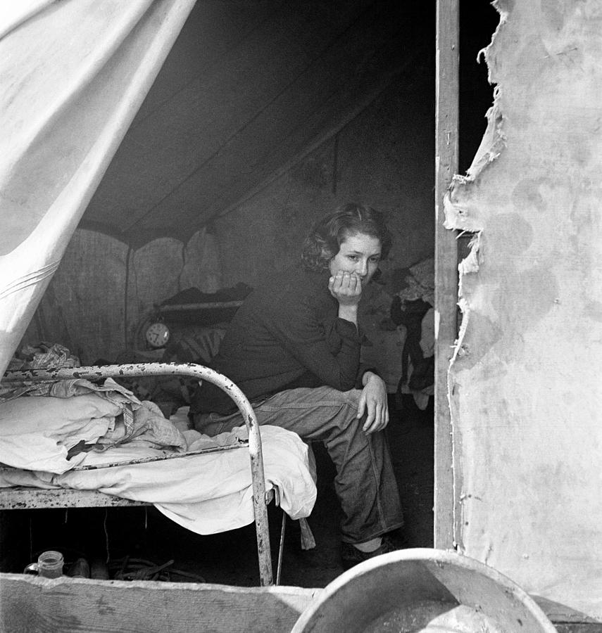 Migrant Worker, 1936 Photograph by Granger