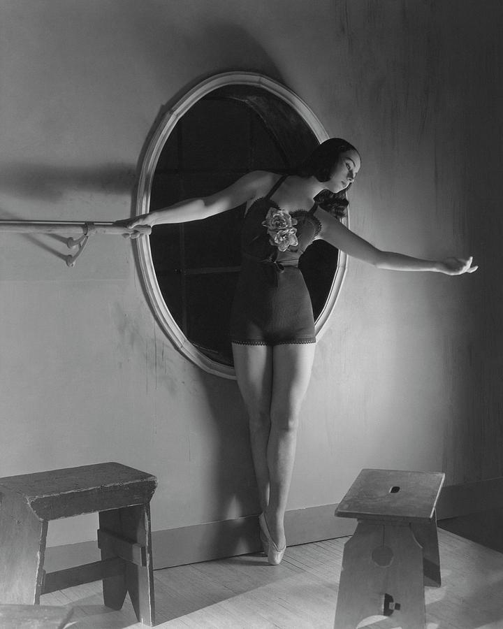 Milada Mladova On Pointe Photograph by Horst P. Horst Milada Mladova On Pointe Photograph by Horst P. Horst