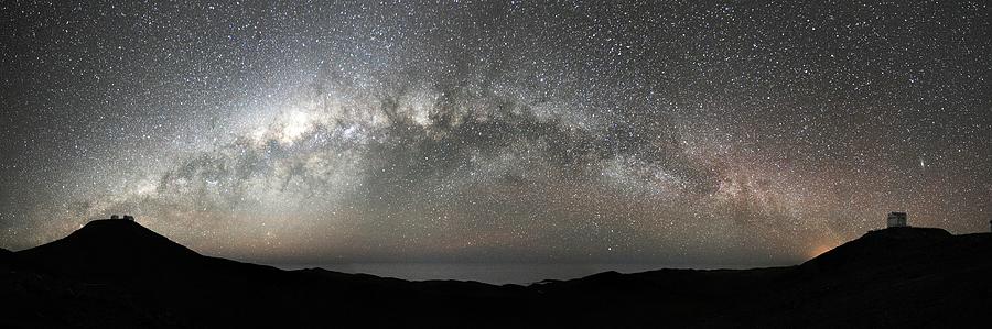 Mountain Photograph - Milky Way Over Paranal by European Southern Observatory/g. Hudepohl/science Photo Library