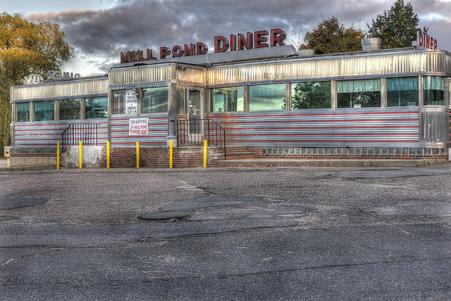 Mill Pond Diner Photograph by Andrew Pacheco