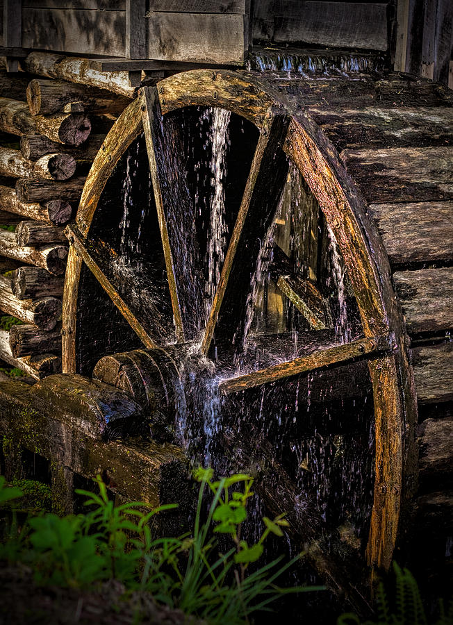 Mill Wheel Photograph by Dave Bosse - Fine Art America