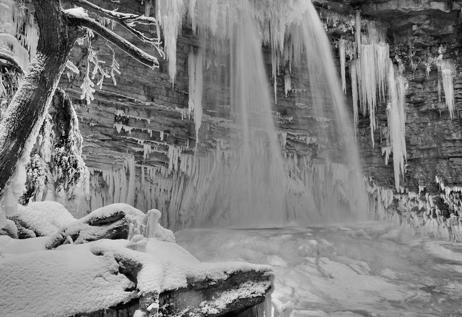 Minnewaska Falls In Winter Photograph by Stephen Vecchiotti - Fine Art ...