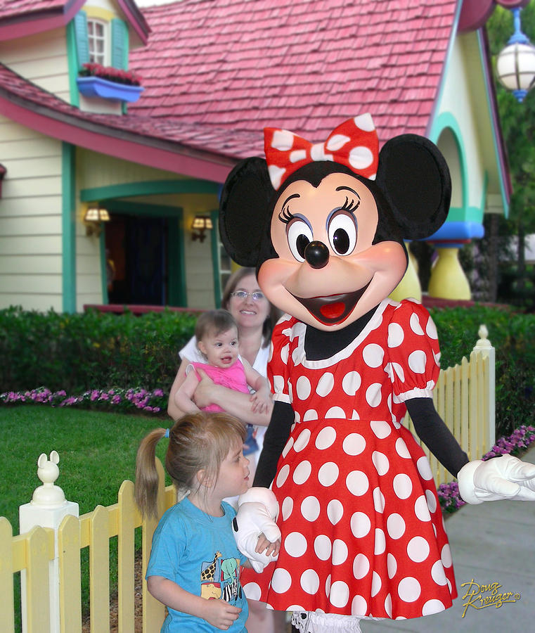 Minnie Mouse Greeting Photograph by Doug Kreuger