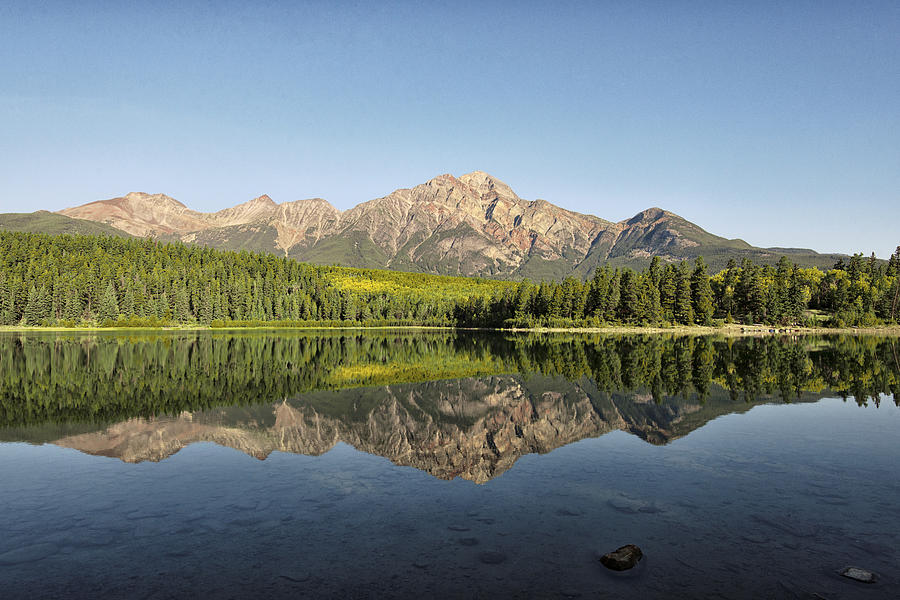 Mirror Lake Photograph by Lawrence Berke - Fine Art America