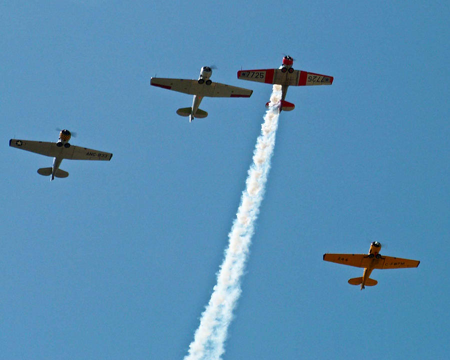 Missing Man Flyover Photograph by Allen Sheffield - Fine Art America