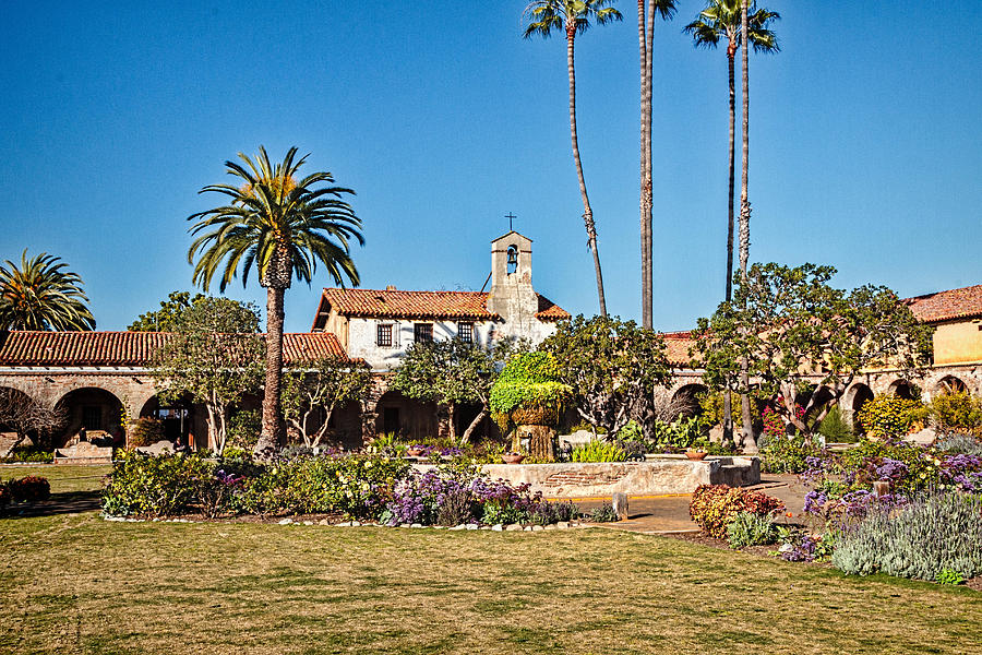 Mission San Jaun Capistrano Photograph by Leon Roland - Fine Art America