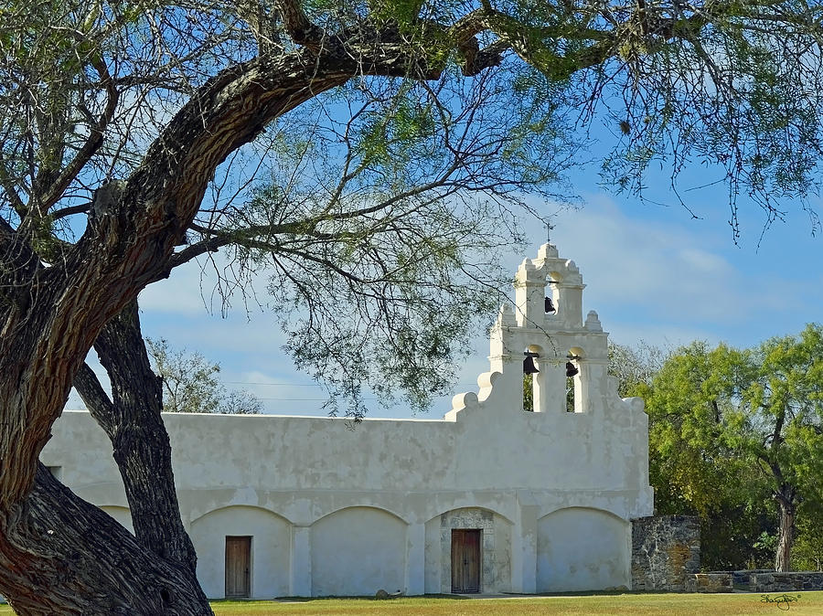 Mission San Juan Photograph by Shanna Hyatt