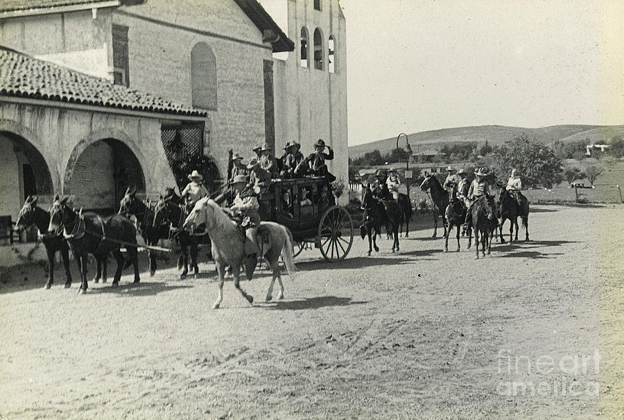 MIssion Stagecoach 1935 Photograph by Patricia Tierney