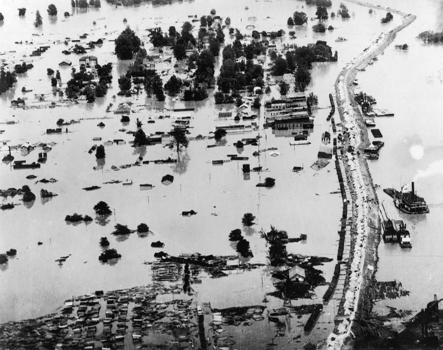 Mississippi Flood, 1927 Photograph by Granger
