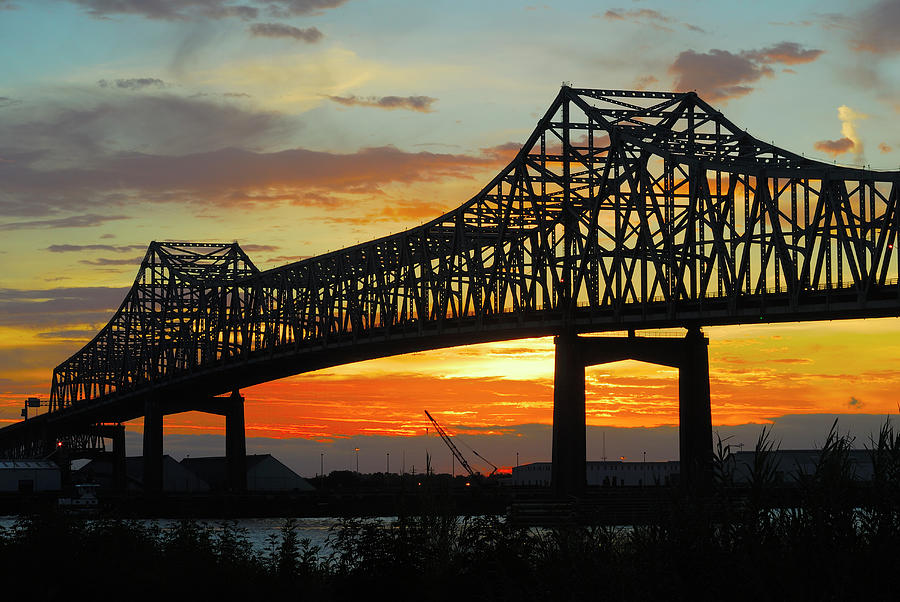 Mississippi River Bridge At Sunset Photograph by Paul D. Taylor