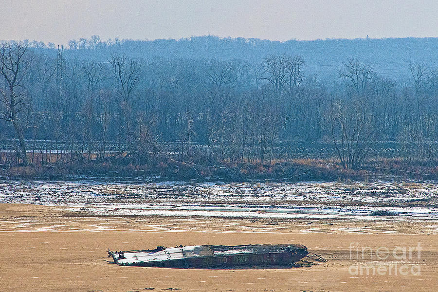 Mississippi River Drought Photograph by Cindy Tiefenbrunn