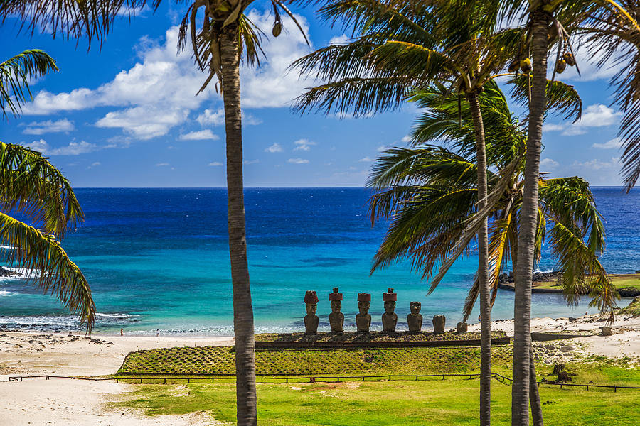 Moai statues on Easter Island Photograph by Traumlichtfabrik