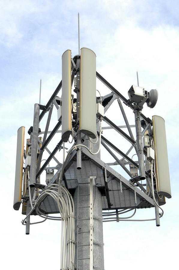 Receiver Photograph - Mobile Phone Antennas by Public Health England/science Photo Library