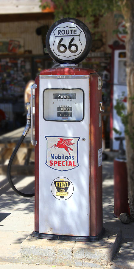 Route 66 Photograph - Mobilgas Special - Tokheim Pump by Mike McGlothlen