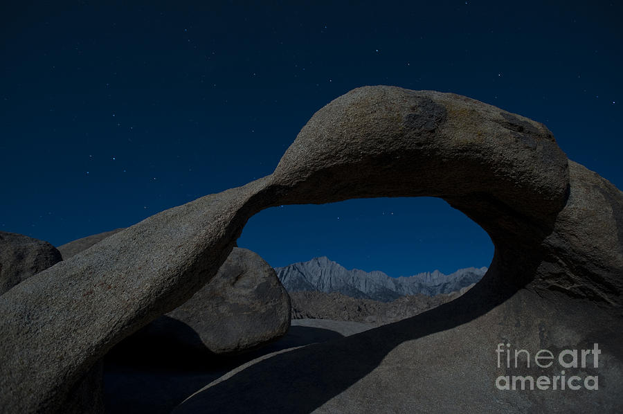 Mobius Arch, Alabama Hills Photograph by John Shaw