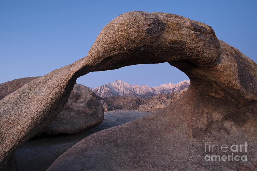 Mobius Arch In Alabama Hills Photograph by John Shaw