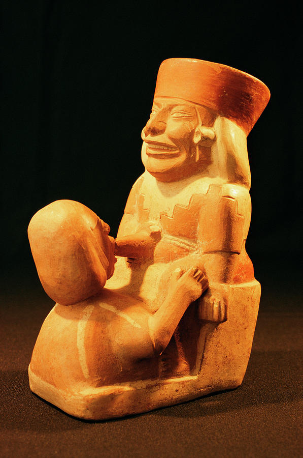 Moche Vase Photograph by Pasquale Sorrentino/science Photo Library