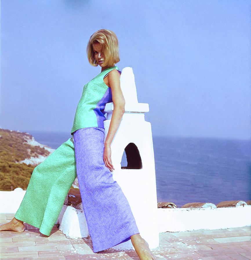 Model In Emilio Pucci Pyjama Ensemble Photograph by Henry Clarke