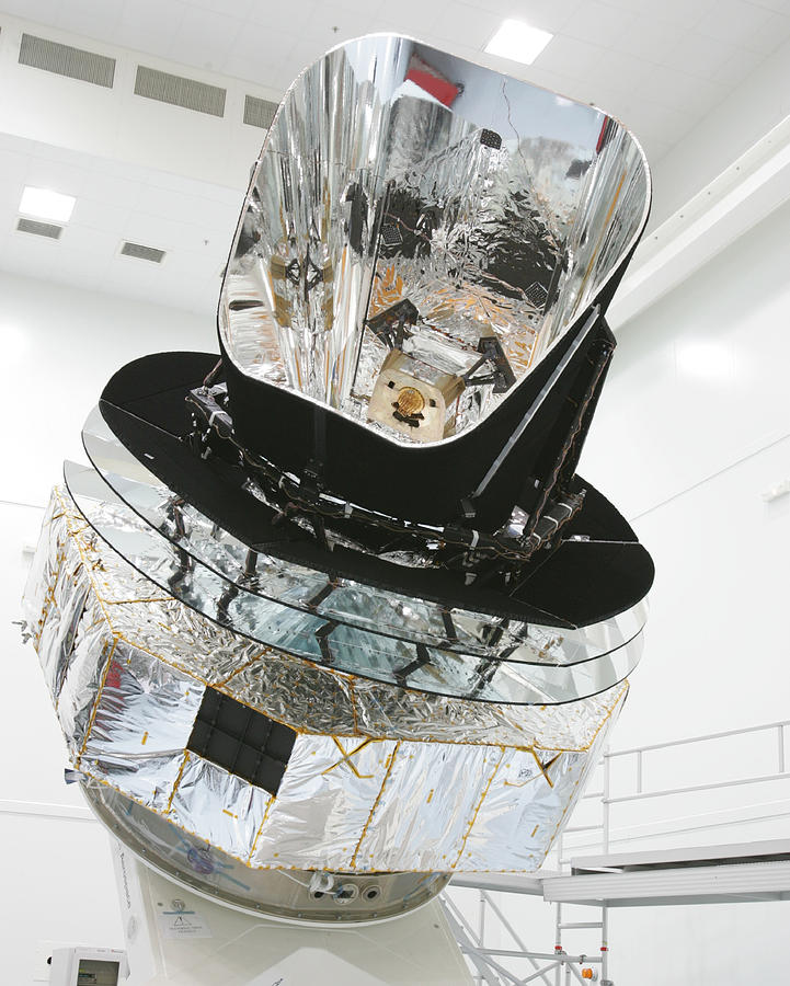 Model Of Planck Space Observatory Photograph by Science Source