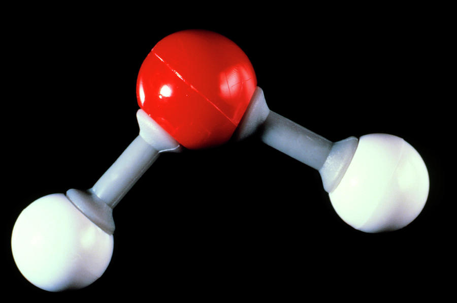 Water Photograph - Model Of Water Molecule by Adam Hart-davis/science Photo Library